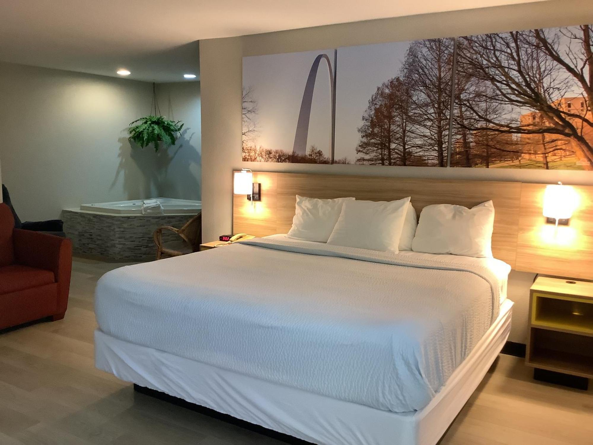Days Inn By Wyndham Kingdom City Exteriér fotografie